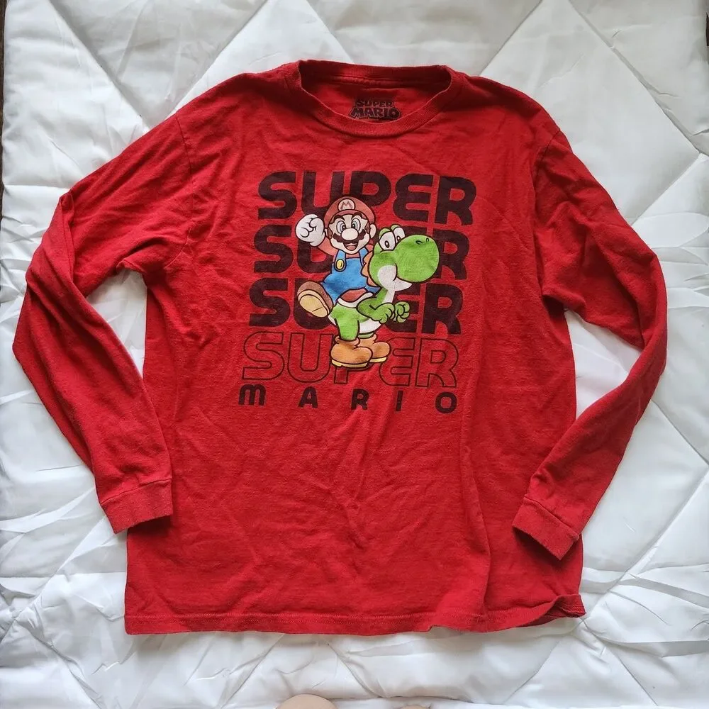 Super Mario Red Long Sleeve Graphic Sweatshirt Size XL